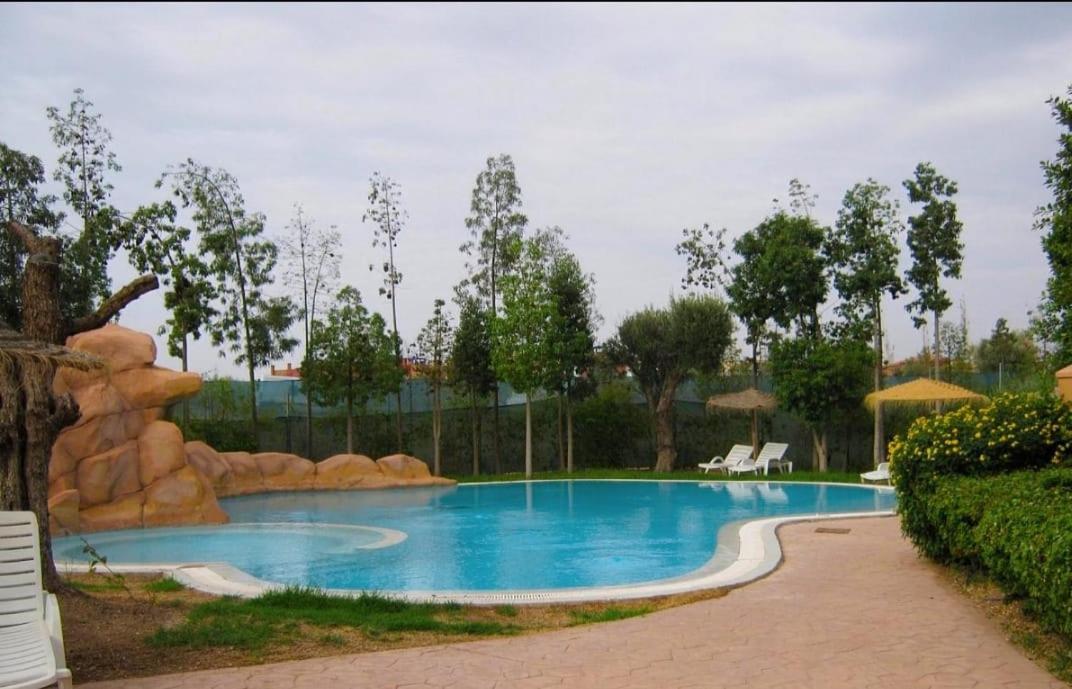 Vizir Center Appartement Avec Solarium Et Acces Offert Au Parc De Loisirs Dar Caïd Layadi Exterior foto